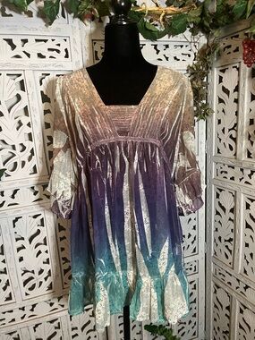 ONE WORLD BOHO-INSPIRED TAN BLUE & GREEN MIXED PATTERN SHORT SLEEVE TOP